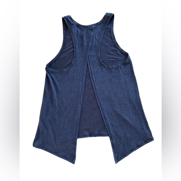 Gap: Tank Top - Picture 3 of 14